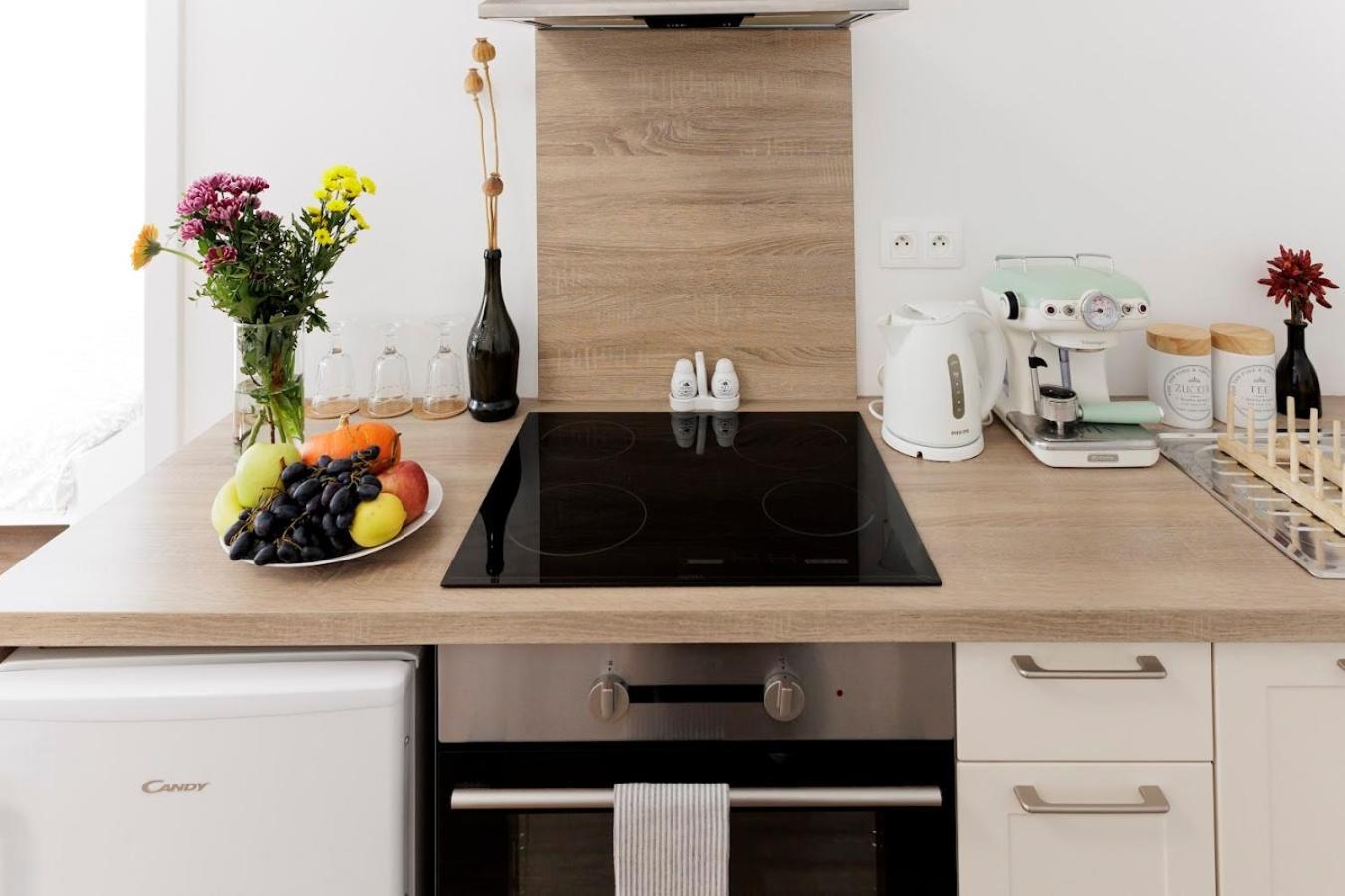 Boutique Flat In Old Town Apartment บราติสลาวา ภายนอก รูปภาพ