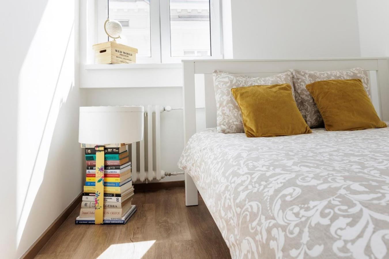 Boutique Flat In Old Town Apartment บราติสลาวา ภายนอก รูปภาพ